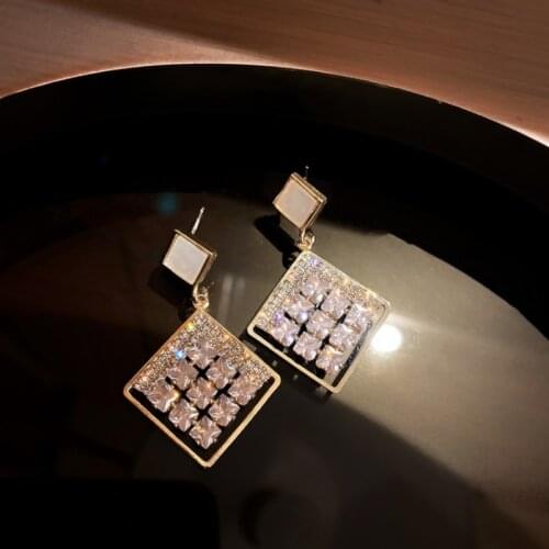 Summer new style personality creative geometric square pendant earrings luxury fashion casual dance party earrings for women