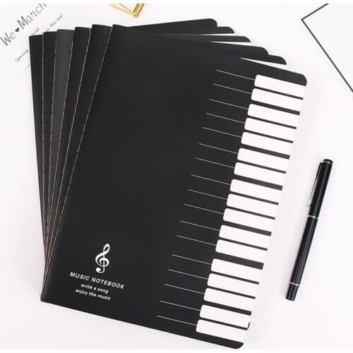 18 Sheets Music Practice Notebook Piano Violin Book Universal Five-line Notebook Random Pattern