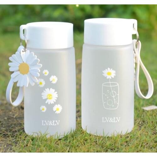 500ml Small Daisy Transparent Plastic Water Bottles BPA Free Creative Frosted Water Bottle With Portable Rope Travel Tea Cup
