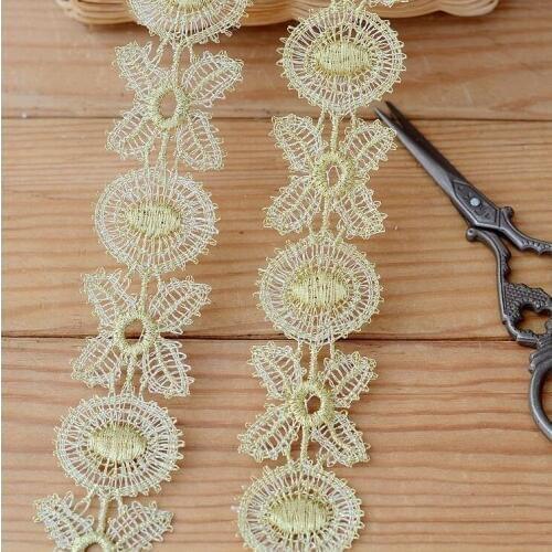 5 Meters Gold Polyester Knit Lace Ribbon Flower Pattern Gold Lace Trims 3cm Width
