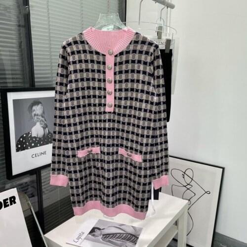 Autumn and winter new womens wave dot circle color letter hook flower knitted dress pink sweet temperament h version