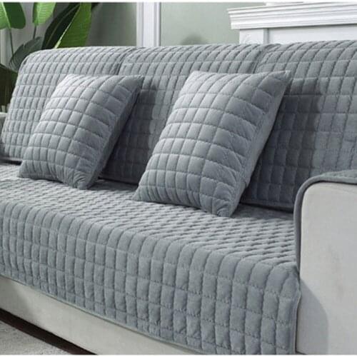 2021 Sofa Towel for Living Room Decor Thicken Crystal Velvet Fabric Sofa Cover Slip Resistant Slipcover Seat European Couch Cove