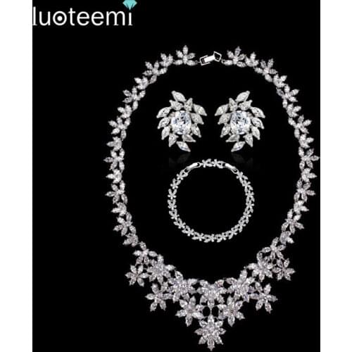 LUOTEEMI Fashion Womens Luxury Big Flowers Chain Pendant Femel Necklace with High Grade Cubic Zircon Bridal Wedding Jewelry