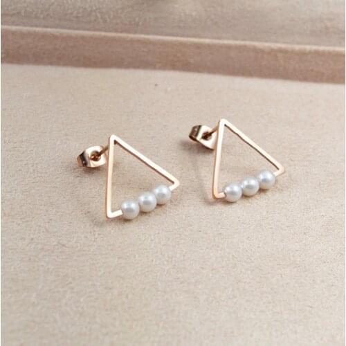 Triangular pearl earrings for Women Ins Hot fashion Earring Jewelry for office lady