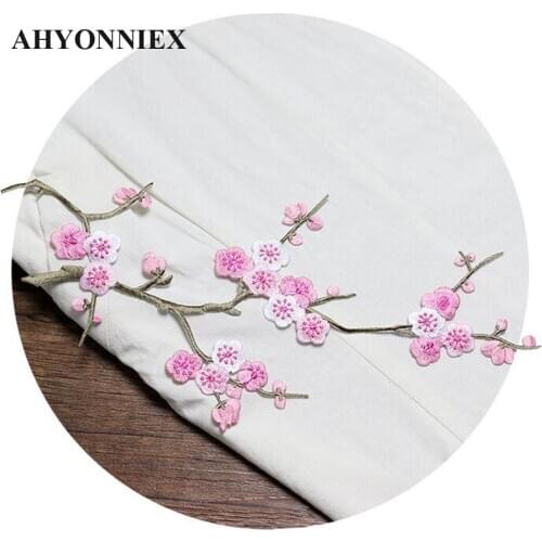 AHYONNIEX New Plum Flowers Embroidery Patches Sticker for Clothes Wedding Decor Dress Iron on Sewing Applique Suppliers