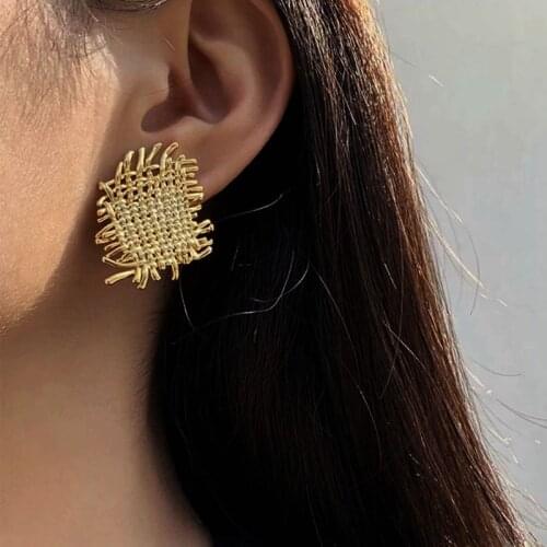 European Retro Design Metal Texture Woven Earrings No Allergic Female Earrings Personality Temperament High-end Earrings