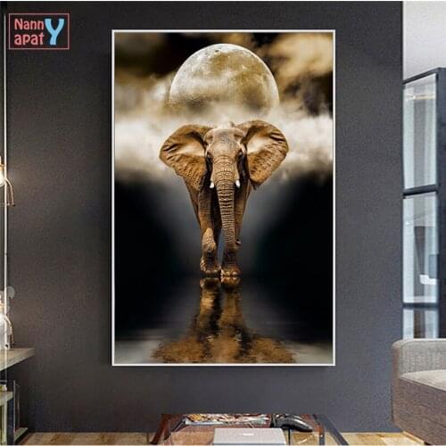 Elephant Wall Art Poster Nordic Creative Black and White Animal Canvas Painting HD Printed Wall Picture Modern Homr Decoration