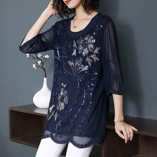 Sexy Hollow Out Lace Top Women Casual O Neck Three Quarter Sleeve Shirts Female Elegant Loose Plus Size Tops Tees Plus Size X122