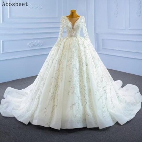 Ball Gown Wedding Dress Long Sleeve 2021 Plus Size Wedding Gown with Train V Neck Beads Top Robr Mariee Lace Up