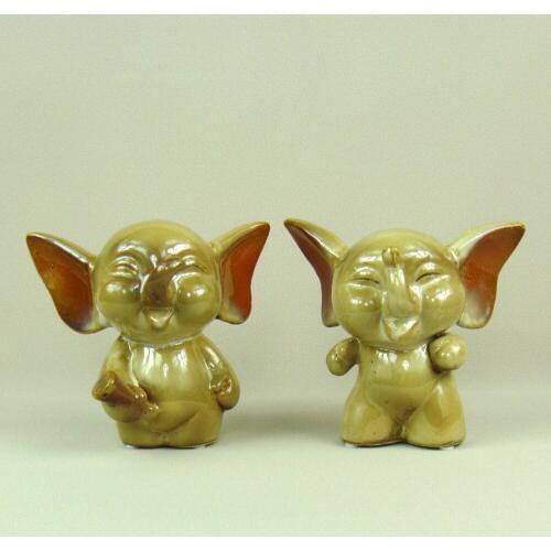 Porcelain Elephant Lovers Figurine Cartoon Character Miniature Decor Craft for Valentines Day Present and Graduation Souvenir