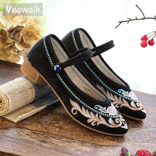 Veowalk Low Cut Women Canvas Embroidered Pointed Toe Flats Handmade Ladies Comfort Casual Walking Mary Jane Shoes for Teachers