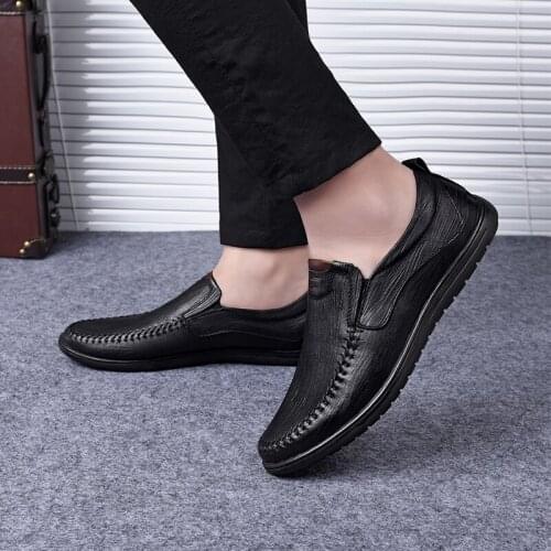 2021 Summer Autumn Fashion Genuine Leather Casual Comfortable Loafers Breathable Slip on Driving men Handmade Loafers Shoes