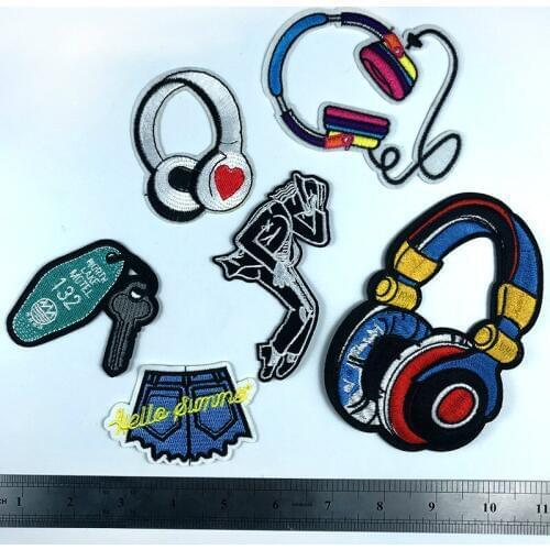 Headphone DJ Music Earphone Embroidered Iron on Patch DIY Clothing Fabric Decor Appliques Garment Apparel Accessory