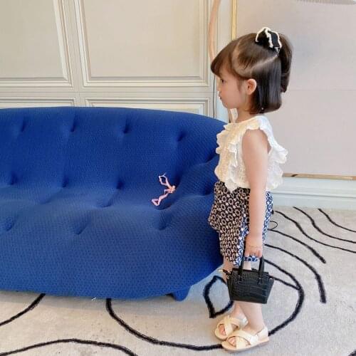 Childrens clothing girls suit 2021 summer new childrens baby foreign style Korean jacquard shirt shorts two-piece trend