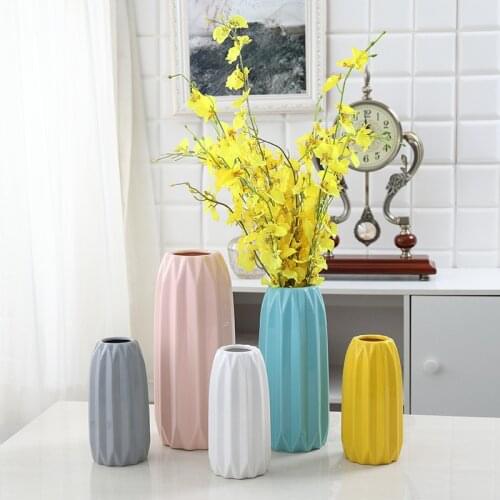Small modern minimalist ceramic vase living room decoration insert vase nordic decoration home