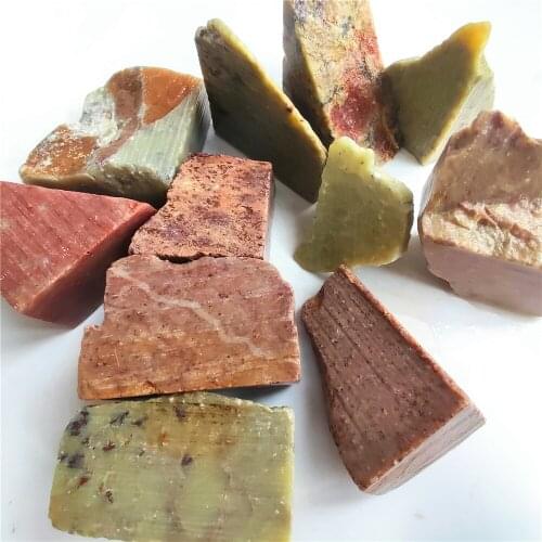 Chinese Traditional Seal Stone Qingtian Stone Engraved Seals and Artwork Main Ingredient Pyrophyllite Dense and Soft Texture