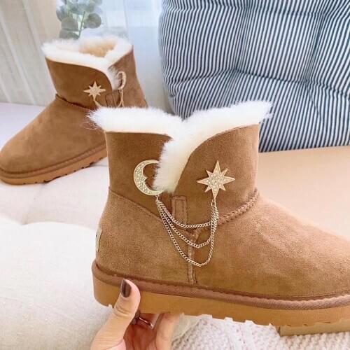2020 wholesale/retail high quality womens Australian classic snow boots with tassels real sheepskin natural fur winter boots
