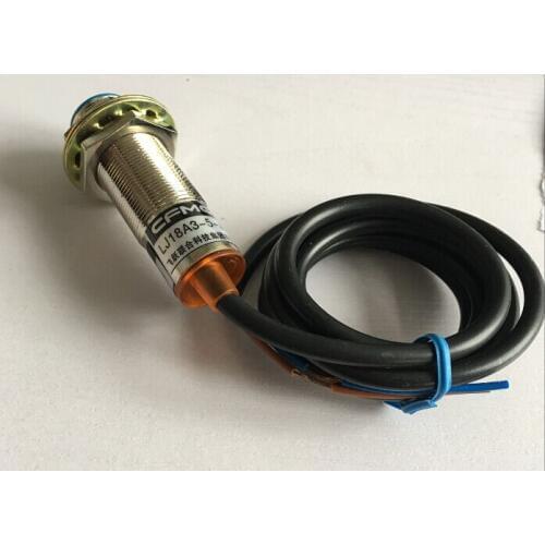 5pcs M18 proximity switch sensor LJ18A3-5-J/EZ AC90-250V 2 wires NO 5mm distance