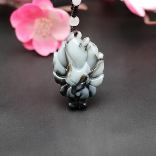 Natural Black White Jade Nine-Tailed Fox Pendant Necklace Beads Chinese Hand-Carved Fashion Charm Jewelry Amulet Men Women Gifts