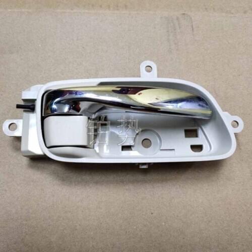 Car Rear door inner handle assembly 2013-Nis sanT eana 2.0L XL 2.5L XL 2.0L XE Door inner handle handle Door wrench inner handle
