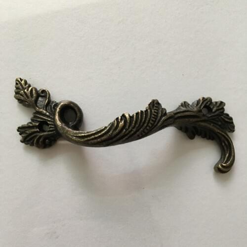 Leaves Striped Carved Handle, Kitchen Handle ,Cabinet Drawer Handle ,Door Knobs Handle Bronze Tone,1PC