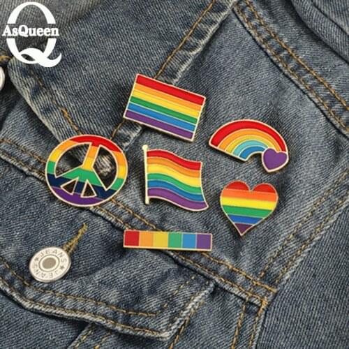 ASQUEEN Q Brooches