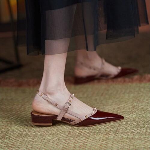 2021 Fashion Pointed Sandals Tide Rivet Buckle Flat Thick Heel Patent Leather Back Space One Word Belt sandals Commuter Leisure