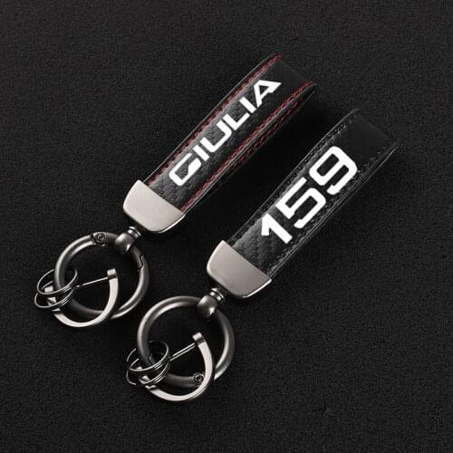 For Alfa Romeo Giulia Giulietta 159 156 MITO Stelvio Sportiva 147 Leather Car KeyChain 360 Degree Rotating Horseshoe Key Rings