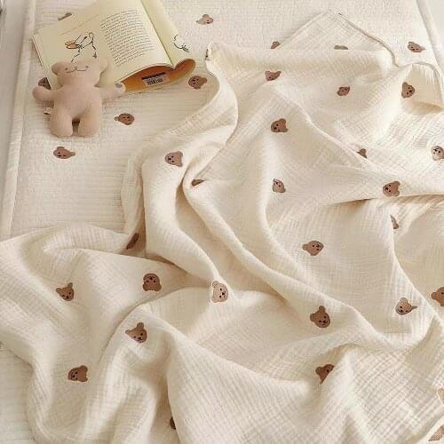 INS infant baby bear head printed cotton gauze blanket spring and summer thin air-conditioned room small cover quilt