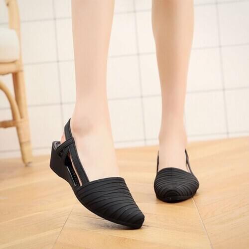 Ladies Sandals Ladies Slope Heel Pointed Casual Slippers Women Fashion Beach Sandals Spring Womens Shoes