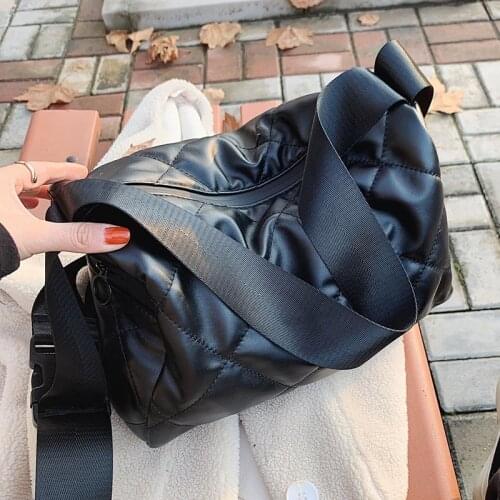 High capacity Shoulder Bags 2021 Winter High Quality PU Leather Womens Trend Branded Handbag Travel Shoulder Crossbody Bag