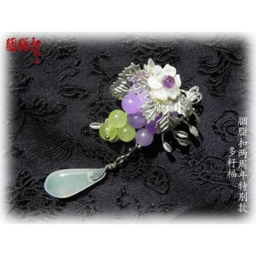 Jade Grape Brooch Pin "many sons fu" handmade hanfu accessory