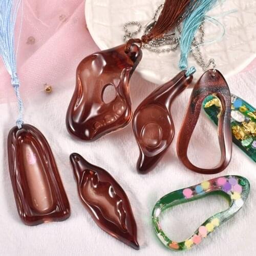 Lastest Jewelry Silicone Molds Set Necklace Keychain Pendant DIY Embellishments Crystal Epoxy Soft Silicone Charms Mold