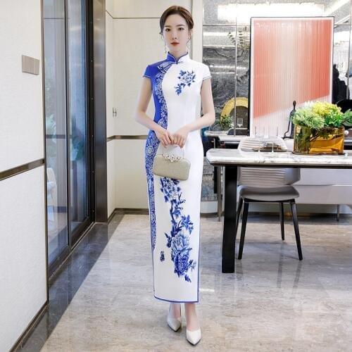 High Quality Chinese Style Lady Elegant Embroidery Rhinestone Dress Plus Size 4XL Long Cheongsam High Split Sexy Slim Qipao