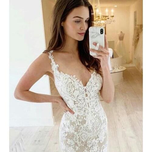 2020 Fashion Wedding Dresses Spaghetti Straps Lace Appliques Mermaid Bridal Gowns Custom Made Backless Sweep Train Wedding Dress