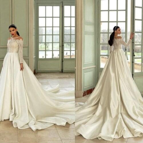 A Line Sequins Wedding Dresses Sheer O Neck Long Sleeve Arabic Country Bridal Gowns Zipper Back Wedding Robe