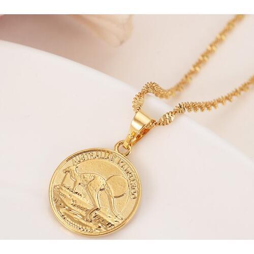 Gold Necklace with leaf Pendant WomenMenDubai India africanalentines Gift Sweater chain Romanti Fancy Accessories charms Bijoux