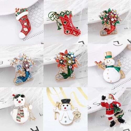 High Quality Enamel Alloy Christmas Anime Snowman Boots Brooches 2021 New Year Jewelry Pin Gift For Women Girls Scarf Bijoux