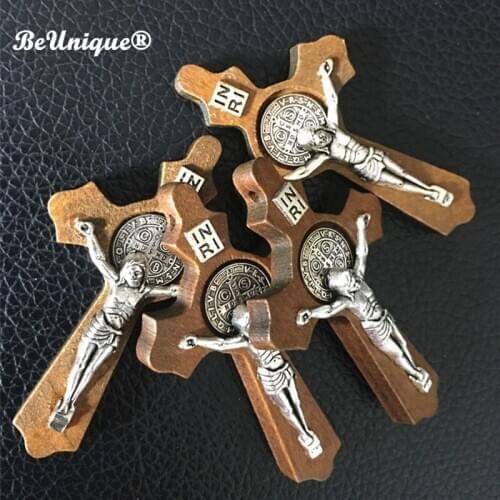 Wholesale DIY material Vintage Maple wood Cross pendant Charms Religious Accessories Catholic Rosary wooden centerpiece connect