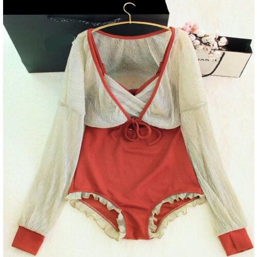 STAERK stomach and showing thin meat. They are suitable for bathing in hot springs. Swimsuits are suitable for women in winter