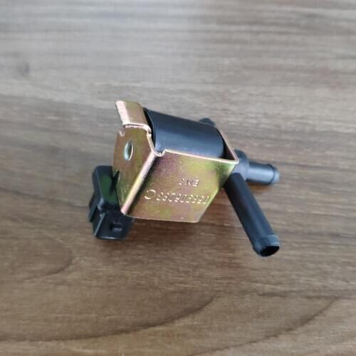 1x Car N75 1.8t Turbo Boost Control Solenoid Valve For VW Golf 4 MK4 Passat B5 Jetta A4 S4 B5 B6 TT 058906283C 058 906 283 C F E