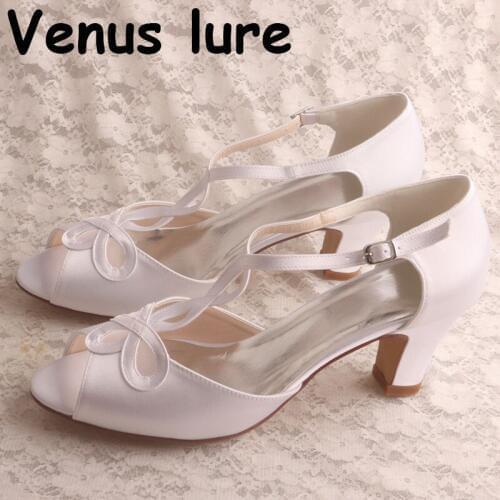 Wholesal Peep Toe Shoe White Satin Sandals Block Heel 8CM Custom Handmade