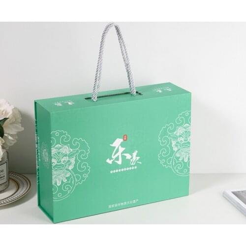 Luxury Custom Logo Black Paper Jewelry Packaging Box for Bracelet,Colorful Red color velvet material packaging box ---XP0825