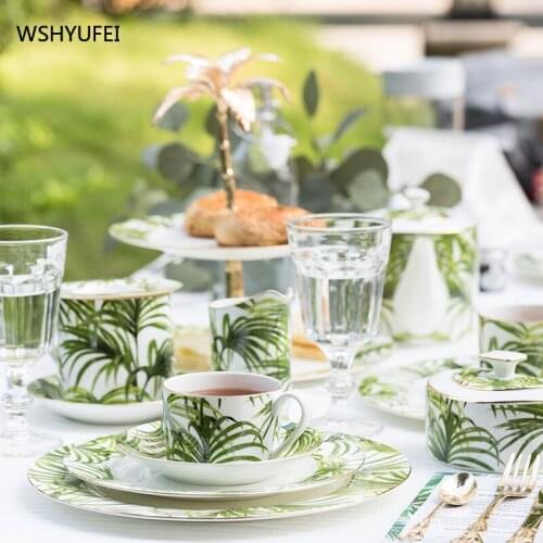 Exquisite bone china steak plate afternoon tea dessert plate smooth and delicate ceramic bone china personalized tableware