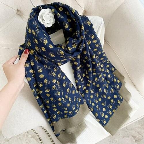2021 Brand Autumn and Winter Womens Beach Shawl Wool 15% Scarf Ladies Fashion Scarf Headscarf Pashmina Headscarf Silencer