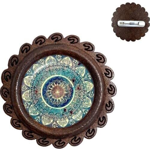 Charm Mandala Art Picture Wood Brooch Henna Yoga Om Symbol Zen Buddhism Glass Cabochon Collar Pins Jewellery For Women Men Gift