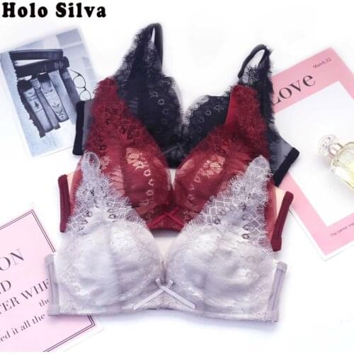 V-Neck Small Chest Sexy Lace Bra for Women 80AB 85AB Size Wire Free Unlined Sexy Lingerie Lace Wire Free Sexy Cotton Push Up Bra