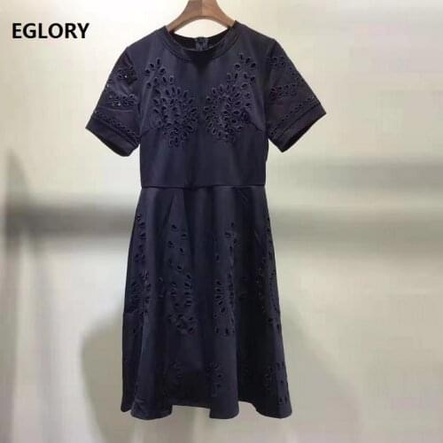 High Quality New 2019 Autumn Celebrity Party Women O-Neck Hollow Out Embroidery Short Sleeve Slim Dark Blue Black Dress Vintage