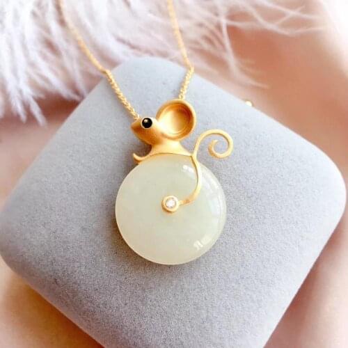 Lovely Mouse Design Natural And Real Hetian Jade Pendant Necklaces Fashion Woman Necklaces