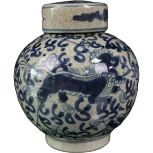 Chinese old porcelain Cracked pattern blue and white glaze red shou word pattern sky storage jar cover can